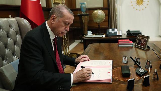 Cumhurbaşkanı Erdoğan’ın yaptığı atama kararları Resmi Gazete’de