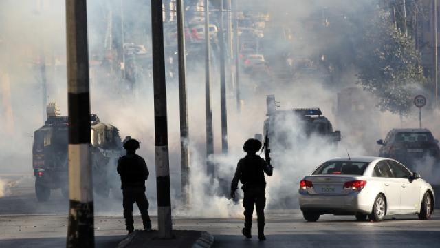 İsrail güçleri Batı Şeria’da 28 Filistinliyi yaraladı