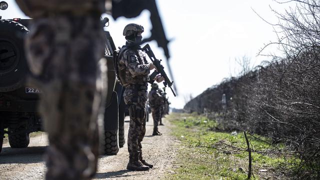 Türk polisi Macaristan’ın Sırbistan ve Romanya sınırında görev yapacak