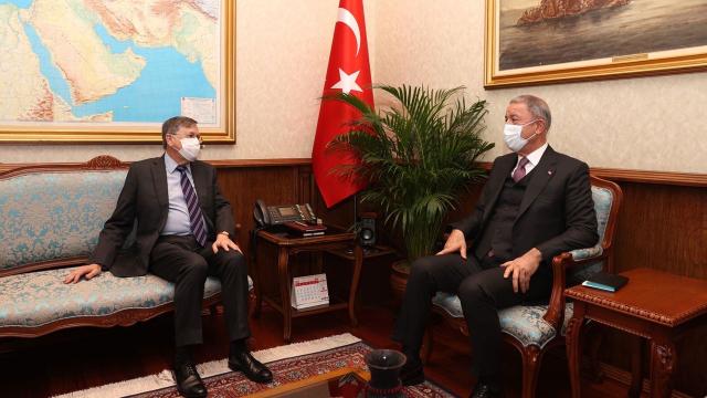 Bakan Akar, ABD’nin Ankara Büyükelçisi Satterfield’ı kabul etti