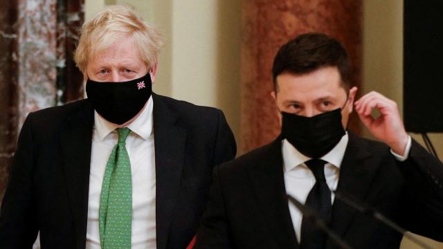 İngiltere Başbakanı Johnson ile Zelenskiy telefonda görüştü