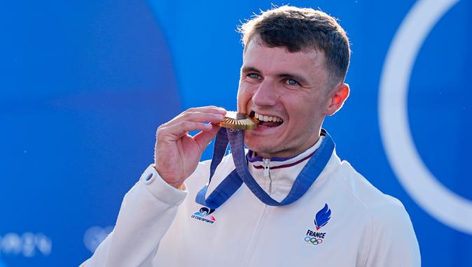 Paris 2024 Olimpiyat Oyunları’nda kano slalom tek erkeklerde madalyalar sahiplerini buldu.