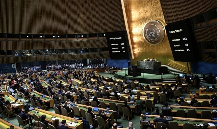 BM Genel Kurulu, Rusya’nın Ukrayna’dan derhal çekilmesini talep eden tasarıyı kabul etti