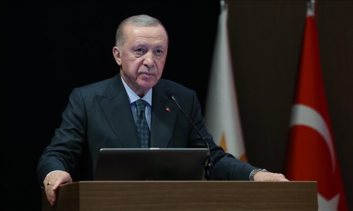 Türkiye Cumhuriyeti Cumhurbaşkanı Erdoğan, Hocalı Katliamı’nda yaşamını kaybedenleri andı