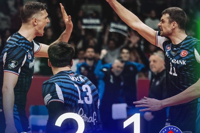 🔵⚪️ Halkbank çeyrek finalde!