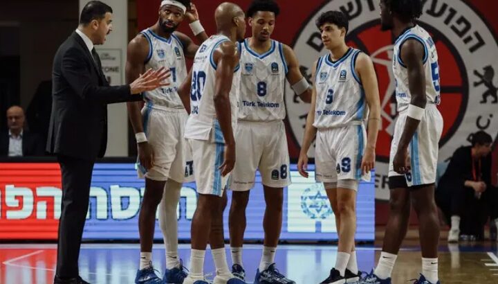 Türk Telekom, play-off turunda