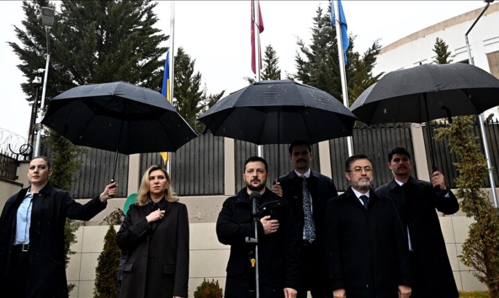 Ukrayna Devlet Başkanı Zelenskiy: Ülke olarak barış istiyoruz, savaşın bitmesini istiyoruz