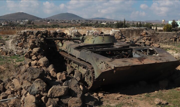 İsrail basınına göre İsrail ordusu Suriye’nin Humus kentine saldırı düzenledi