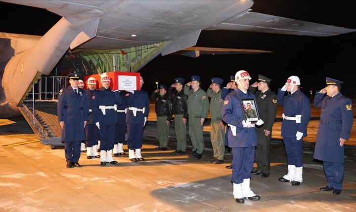 Şehit Piyade Sözleşmeli Er Mustafa Uslu’nun cenazesi Amasya’ya getirildi