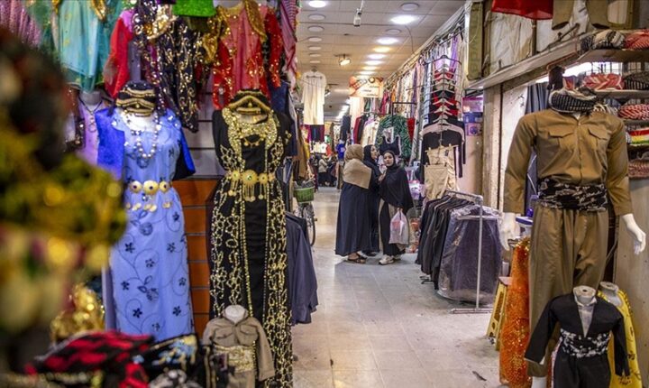 Erbil’de ramazan bayramı nedeniyle çarşı ve pazarlar hareketlendi