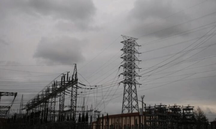 Suriye’de yıkılan enerji altyapısı: Ülke çapında elektrik kesintileri yaşanıyor