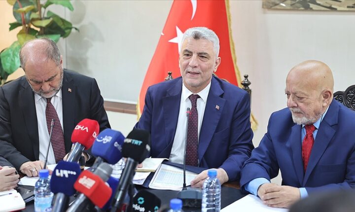 Türkiye Cumhuriyeti Ticaret Bakanı Bolat, Suriye’de temaslarda bulundu