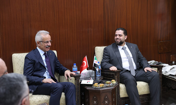 Türkiye Cumhuriyeti Ulaştırma ve Altyapı Bakanı Uraloğlu, Şam’daki temaslarını tamamladı