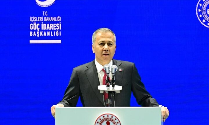 Bakan Yerlikaya: Ülkemiz transit göç rotası olmaktan çıkmıştır