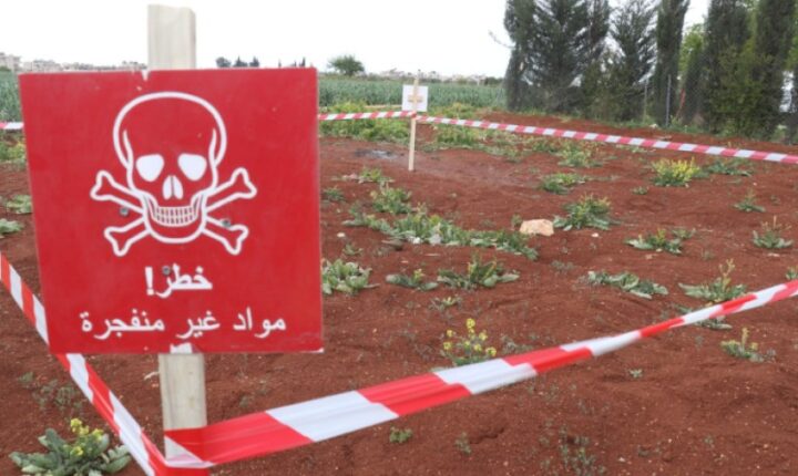 Suriye’nin İdlib Kırsalında savaş kalıntısı mühimmat patlaması sonucu 5 çock yaralandı