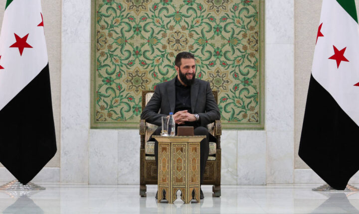 Suriye Cumhurbaşkanı Şara: Yabancı savaşçılara vatandaşlık vermeyi değerlendireceğiz