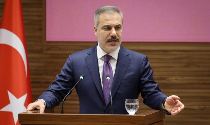 Bakan Fidan, Pakistan Dışişleri Bakanı ile görüştü