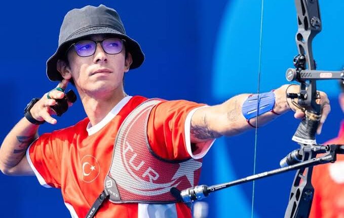 METE GAZOZ’DAN ALTIN MADALYA  Milli Okçumuz Mete Gazoz, Okçuluk Avrupa Grand Prix’te altın madalya kazandı.  @metegazoz