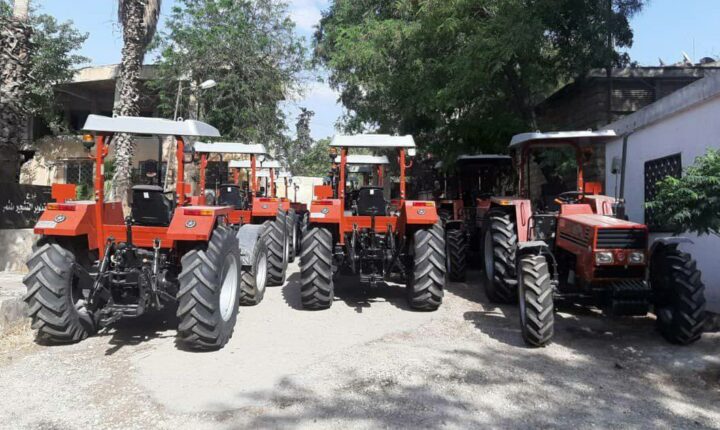 Hamad Bin Halife Yardım Vakfı, Suriye Tarım Bakanlığı’na 25 traktör ve tarım ekipmanı bağışladı