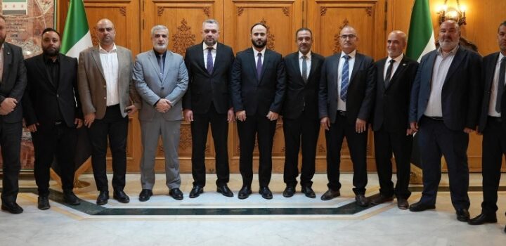 Suriye Türkmen Meclisi Başkanı Faysal Öztürk,Halep Valisi Azam El Garib’i ziyaret etti