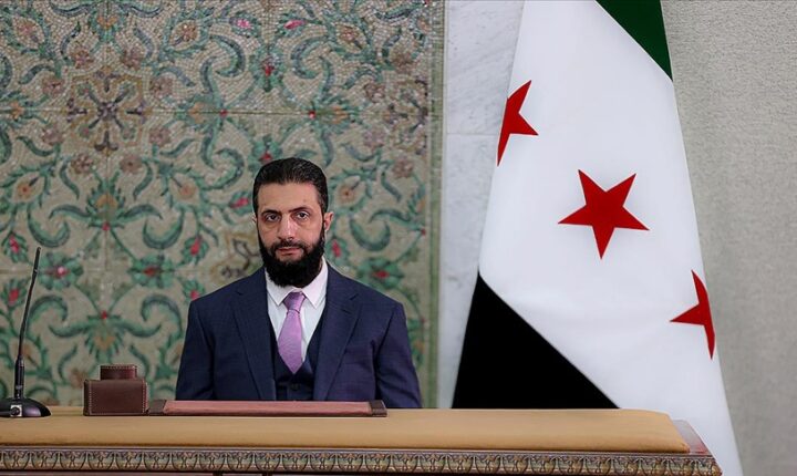 Fransız basını, Suriye Cumhurbaşkanı Şara’nın Paris’i ziyaret edeceğini bildirdi