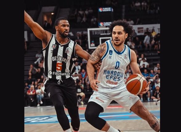 🔵⚪ Anadolu Efes seride yeniden önde