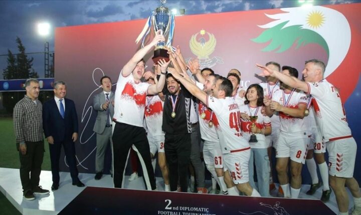 Türkiye’nin Erbil Başkonsolosluğu takımı, IKBY Diplomatik Futbol Turnuvasında şampiyon oldu