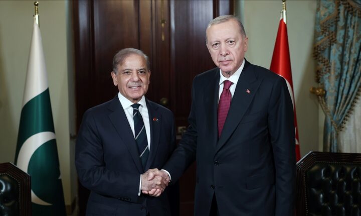 Türkiye Cumhuriyeti Cumhurbaşkanı Erdoğan, Pakistan Başbakanı Şerif ile telefonda görüştü