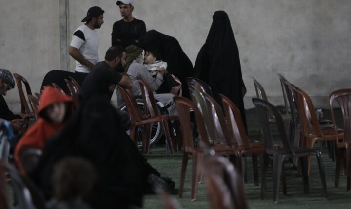 Suriye’de PKK/YPG işgalindeki Hol Kampı’ndan ilk Suriyeli aileler çıkmaya başladı