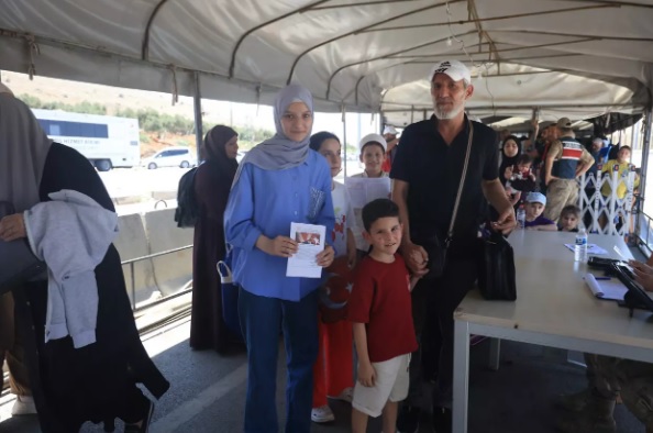 Suriye sınırında yoğunluk! Okulların kapanmasıyla dönüş yolculuğu başladı