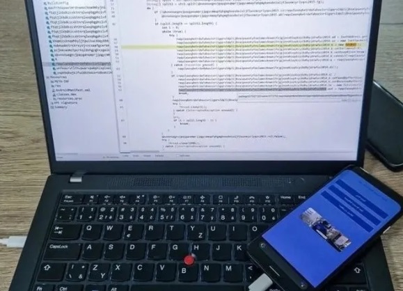 Suriye’de Esad’ın rejim subaylarının telefonlarına sızdılar! Vakıf ismiyle siber casusluk
