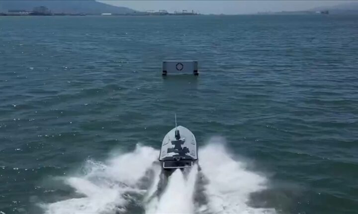 MKE’nin geliştirdiği kamikaze insansız deniz aracı “PİRANA” çarpma testlerini tamamladı