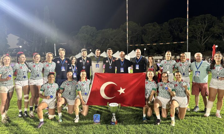 🏈 Türkiye 7’li Ragbi Büyük Kadınlar Milli Takımı, Hırvatistan’da düzenlenen 2025 Avrupa Trophy Serisi’nin ilk ayağında şampiyon oldu.