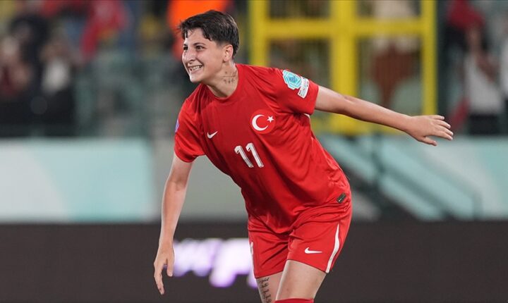 Milli futbolcu Kader Hançar, Tijuana Xoloitzcuintles de Caliente’ye transfer oldu