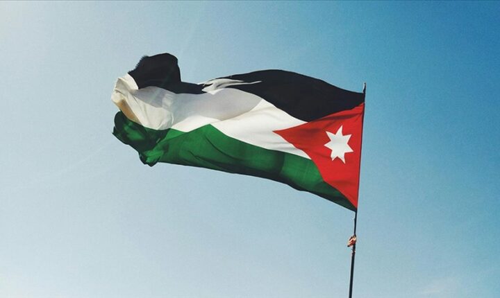 Ürdün, 24 saatlik kapanmanın ardından hava sahasını yeniden açtı