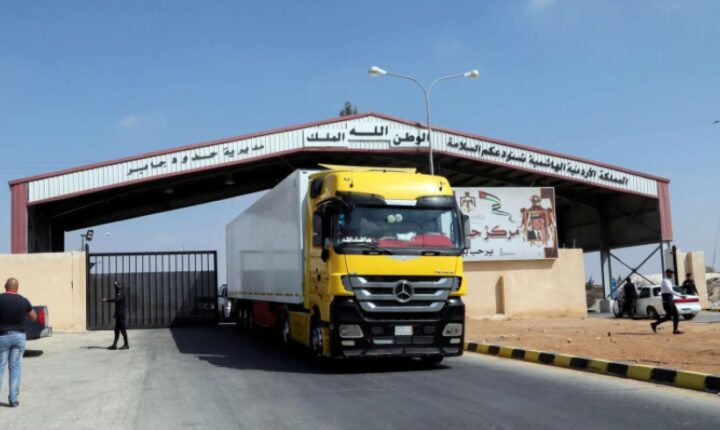 Ürdün, Suriye kamyonları için transit ücretlerini düşürdü