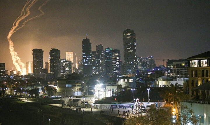 İran’dan İsrail saldırılarına karşı yeni füze saldırısı