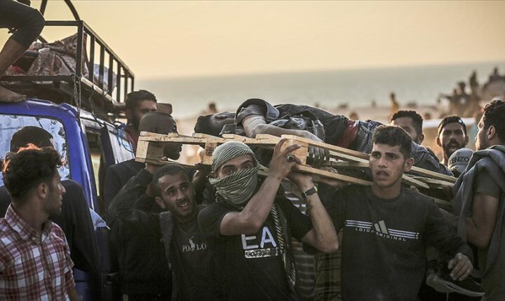 İsrail, Gazze’deki yardım dağıtım noktalarında bir ayda 549 Filistinliyi öldürdü