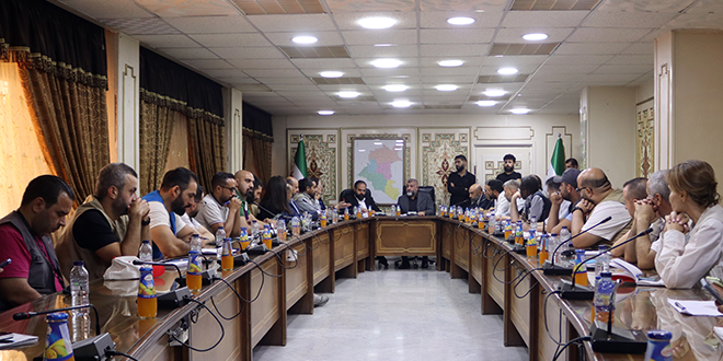 BM Heyeti, Süveyda Kırsalındaki Yerinden Edilmiş Kişilerin Durumunu Görüşmek Üzere Dera Valisi İle Bir Araya Geldi