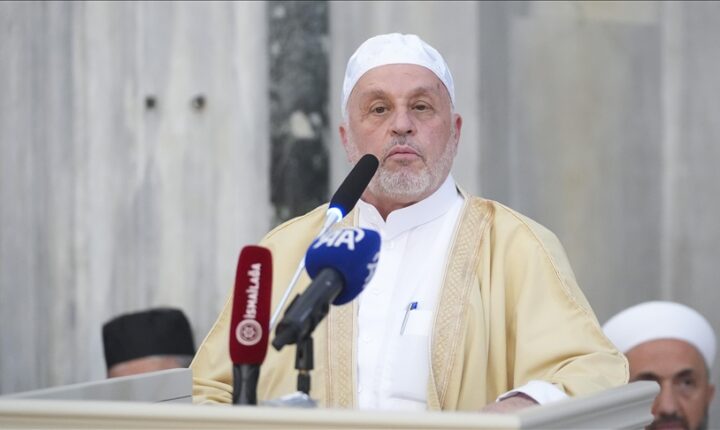 Suriye Vakıflar Bakanı Şükri, Türk öğrencileri eğitim için Şam’a davet etti