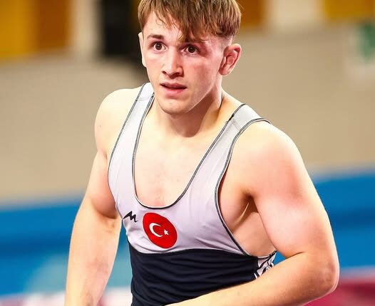 Abdullah Toprak’tan bronz madalya!