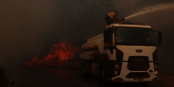 Lazkiye’deki Yangınları Kontrol Altına Alma Çabaları Genişliyor