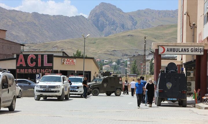 Pençe-Kilit Harekat bölgesinde metan gazına maruz kalan 8 asker şehit oldu