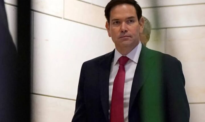 ABD Dışişleri Bakanı Rubio: Yaptırımların kaldırılmasının Suriye halkı için yeni bir başlangıç olmasını umuyoruz