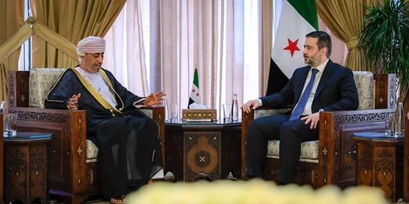 Dışişleri Bakanı, Suriye’deki Umman Sultanlığı Büyükelçisi İle İki Ülke Arasındaki İlişkilerin Güçlendirilmesi Yollarını Görüştü