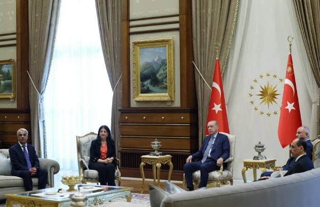 Türkiye Cumhuriyeti Cumhurbaşkanı Erdoğan, DEM Parti heyeti ile görüştü