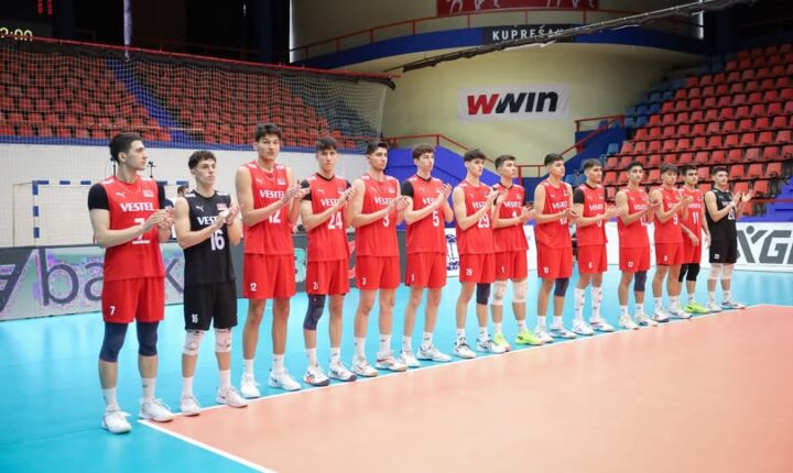 Genç Efeler, Balkan Şampiyonası’nda finalde!