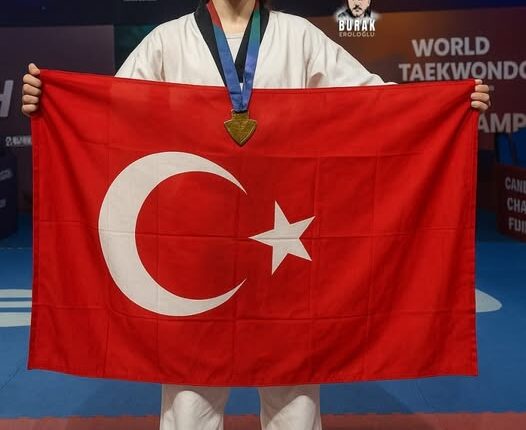 DÜNYA ŞAMPİYONU SENAAA!