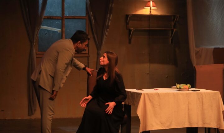 Şam’da Beşşar Esed rejiminin devrilmesinin ardından ilk tiyatro oyunu sahnelendi