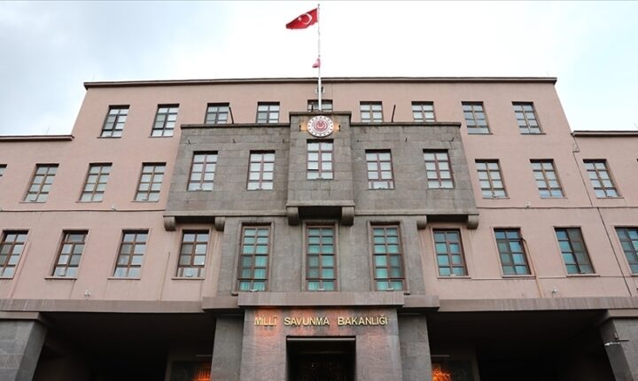 Türkiye Cumhuriyeti MSB: Suriye tarafından terörle mücadele ve savunmanın güçlendirilmesi amacıyla Türkiye Cumhuriyeti’nden resmi destek talep edildi